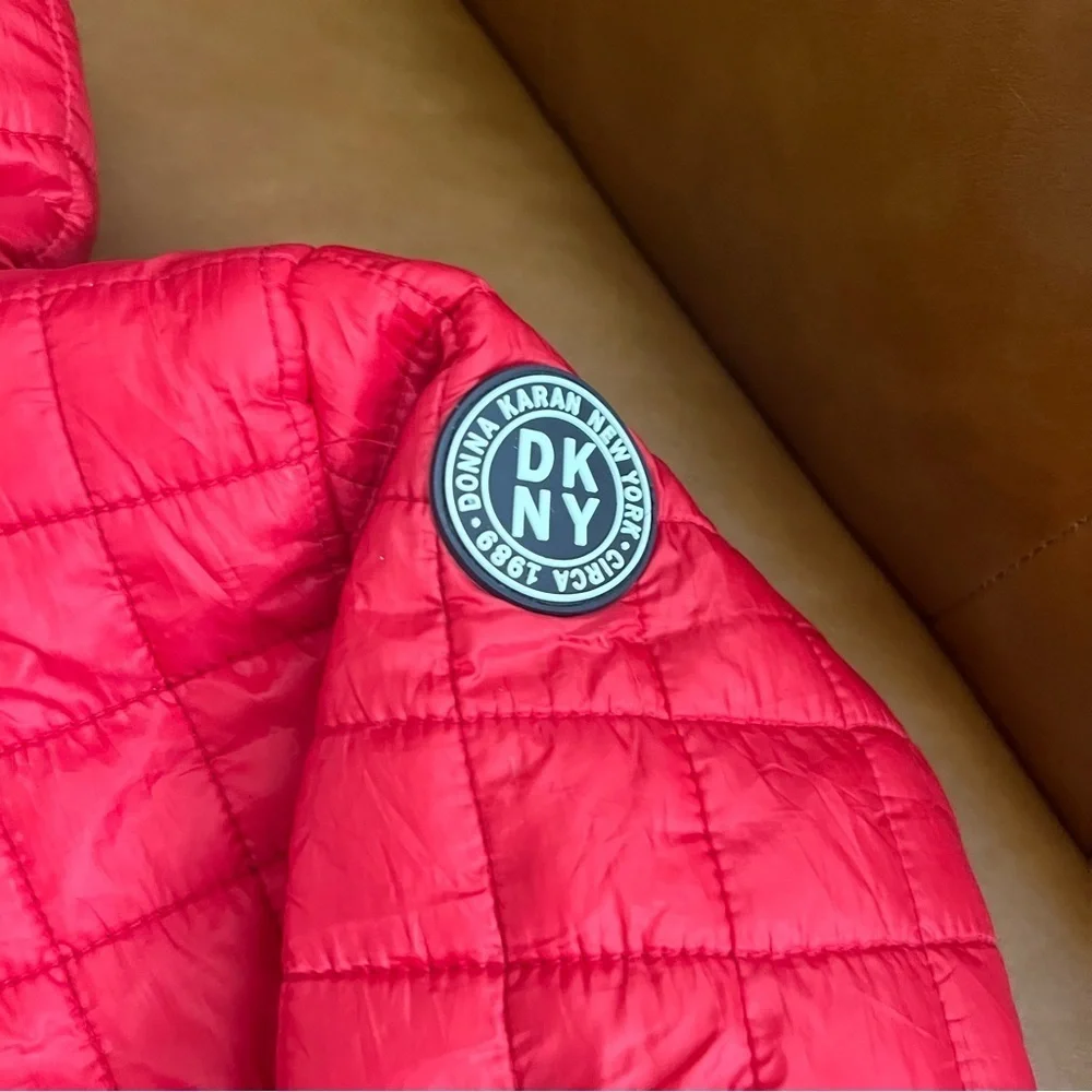 DKNY Baby Unisex Snowsuit 24M Zip Up One Piece Insulated Hooded Red Quilted